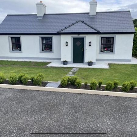 Kate'S Cottage Westport Exterior photo